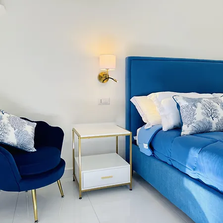 Yourhome - Tramontano アパート