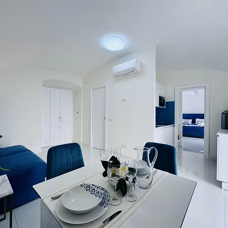 Yourhome - Tramontano アパート