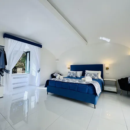 Yourhome - Tramontano アパート